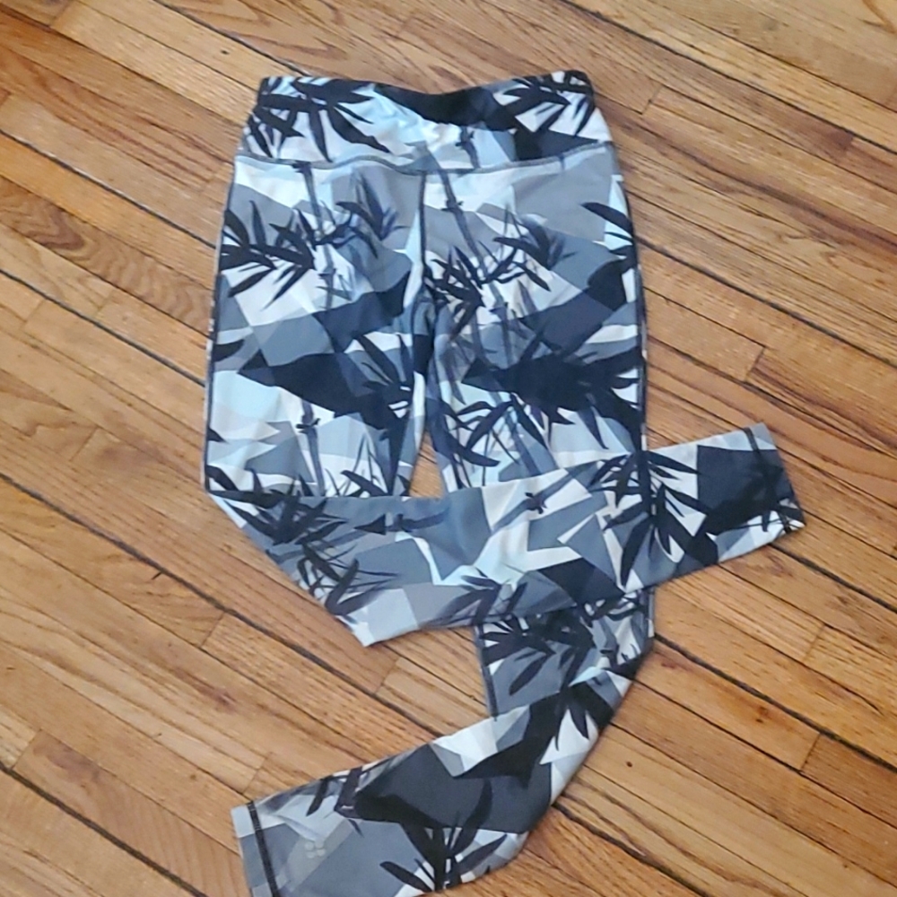 Gorgeous leggings